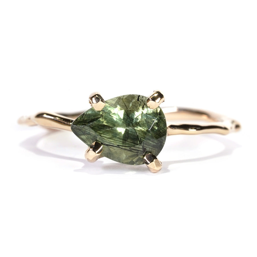 Charm Ring No.1321/ Ludwigite in Peridot