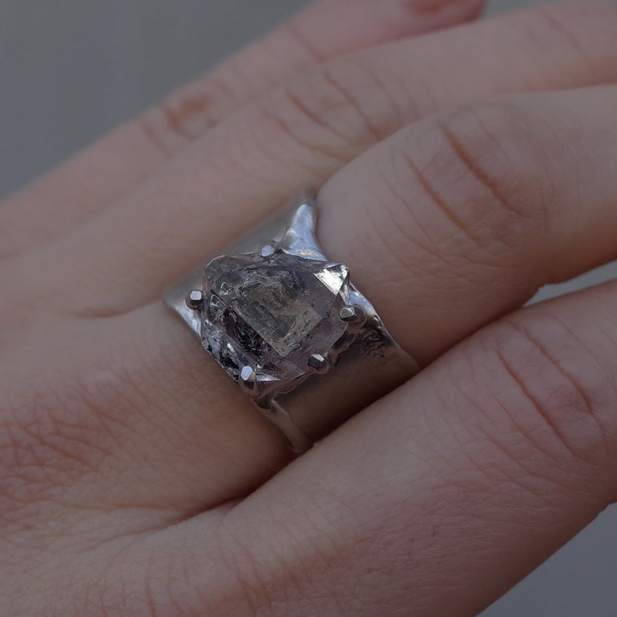 Charm Ring №1091 / Herkimer Diamond