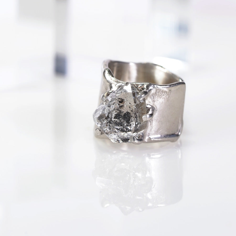 Charm Ring №1091 / Herkimer Diamond