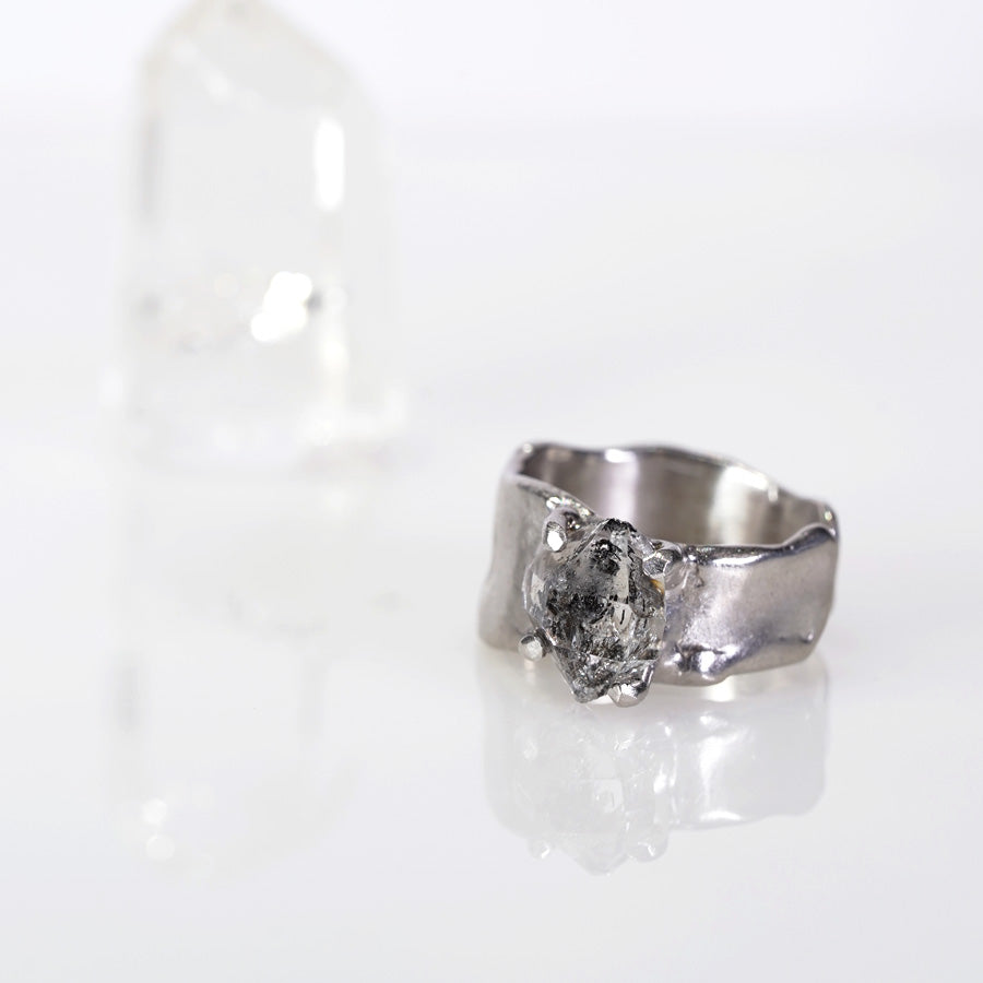 Charm Ring №1091 / Herkimer Diamond