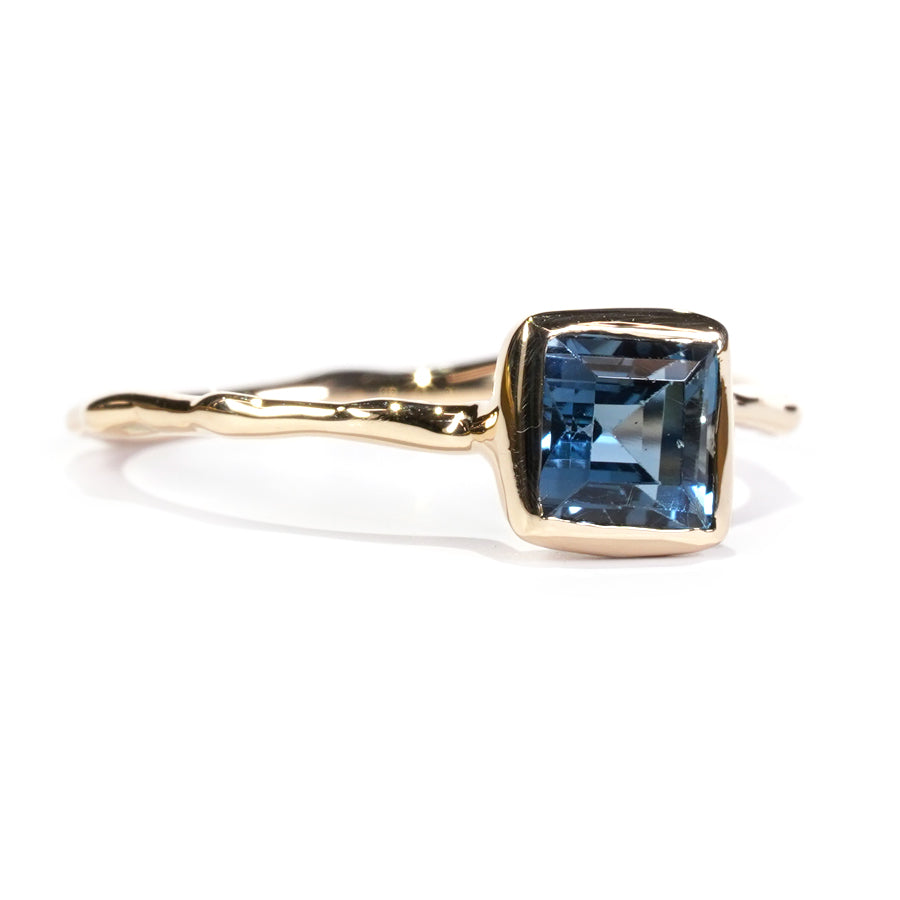 Charm Ring No.1395/ London Blue Topaz