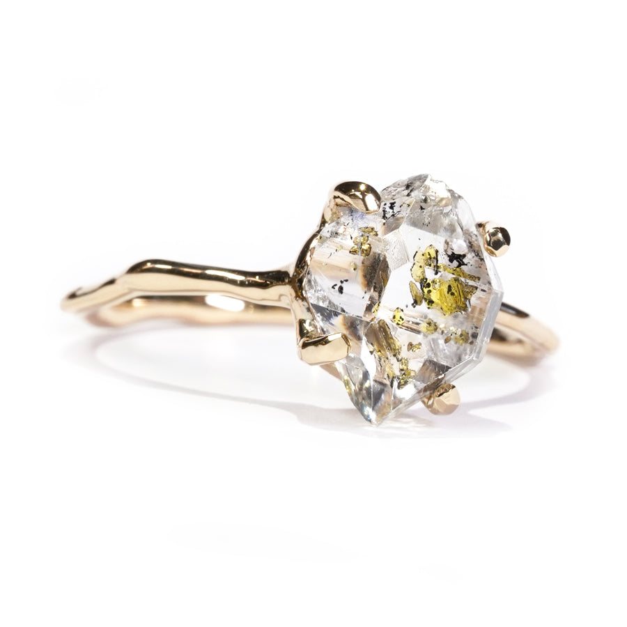 Charm Ring No.1399/ Oil in Quartz