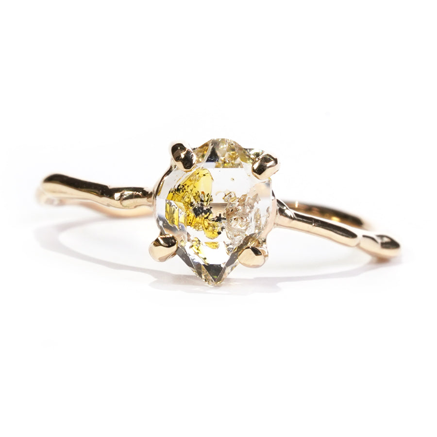 Charm Ring No.1400/ Oil in Quartz