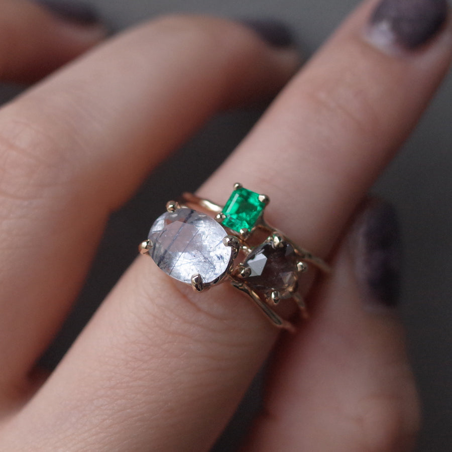 Charm Ring No.1429/Blue Tourmaline in Quartz