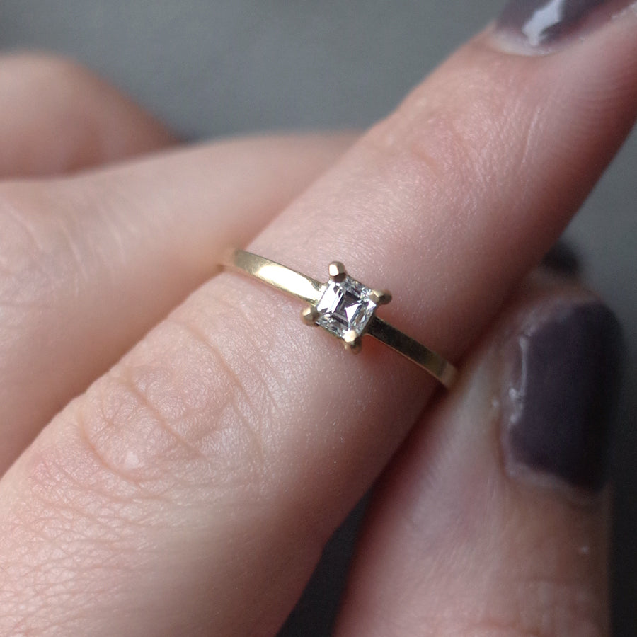 K18 Diamond Ring №1532