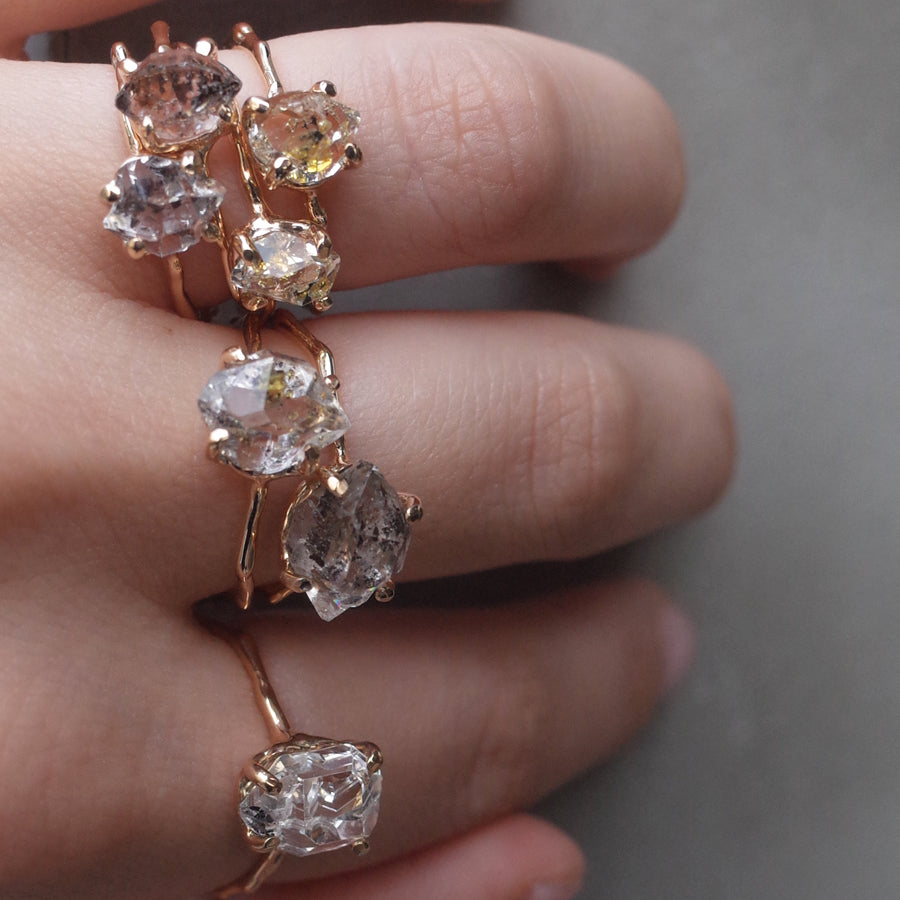 Charm Ring No.1399/ Oil in Quartz