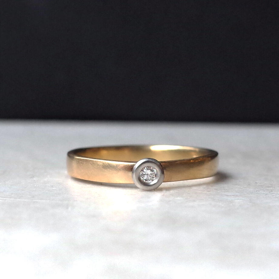 K18 Diamond Ring  №560