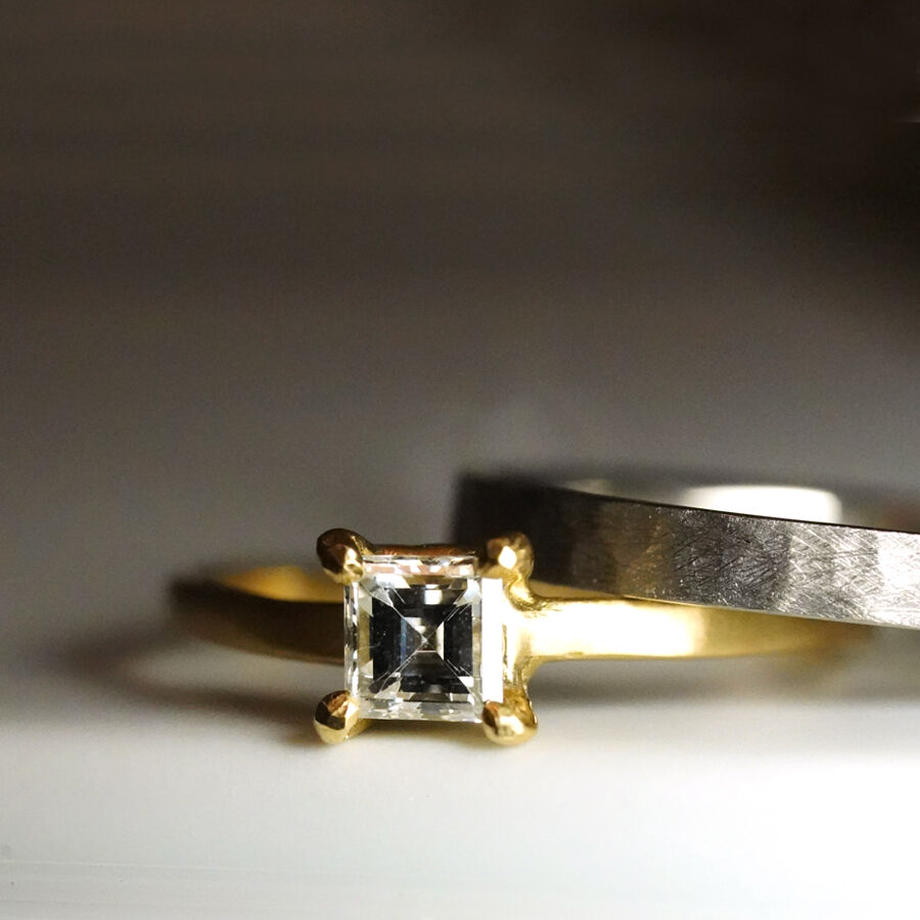 K18 Diamond Ring  №568