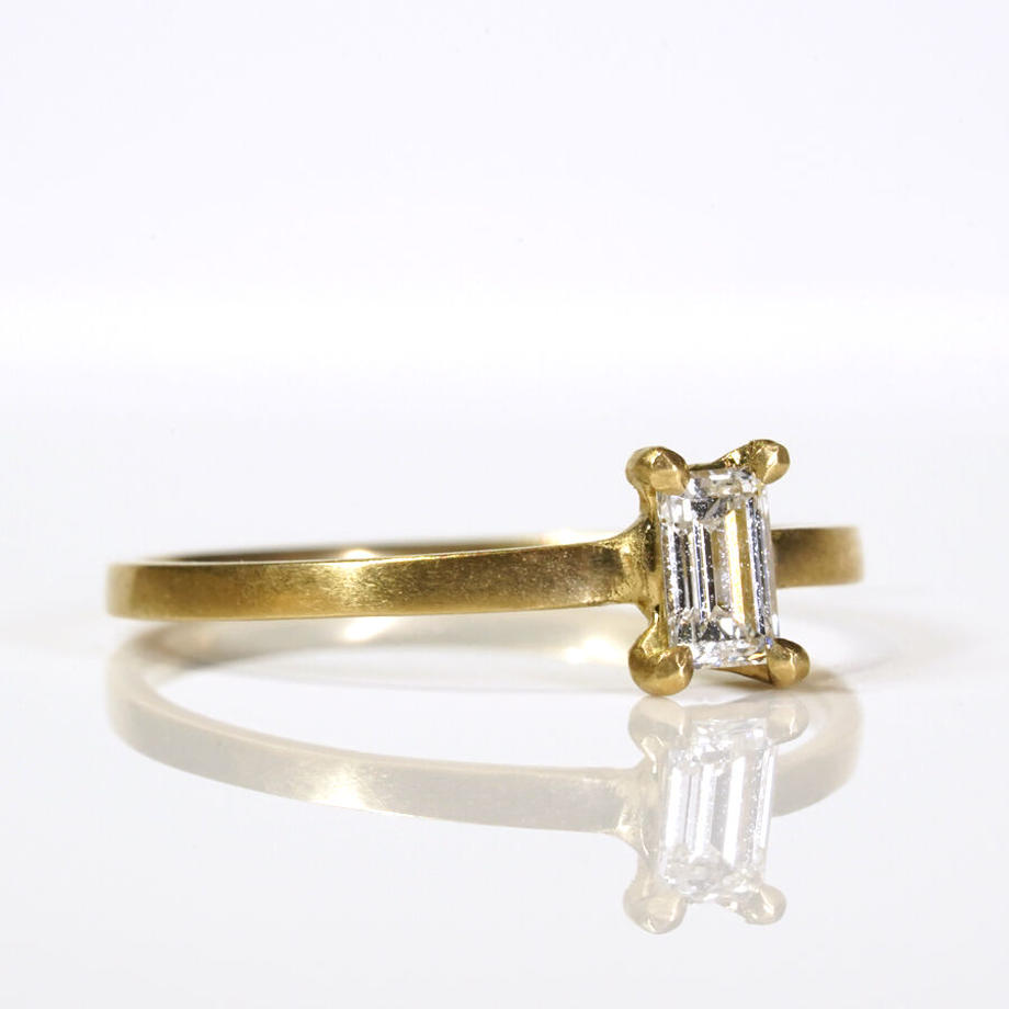 K18 Diamond Ring  №570