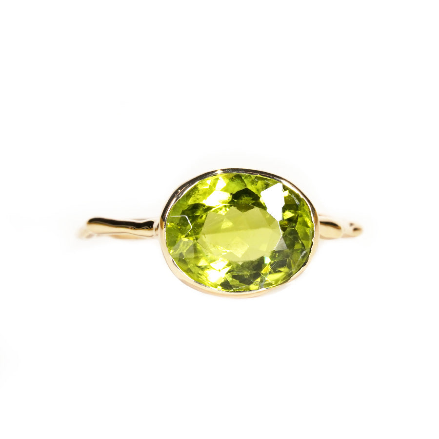 Charm Ring No.1134/ Peridot