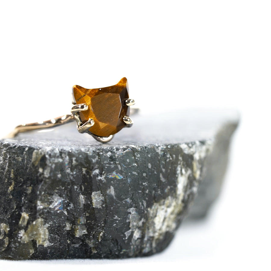 Charm ネコRing No.1179/ Tiger's eye