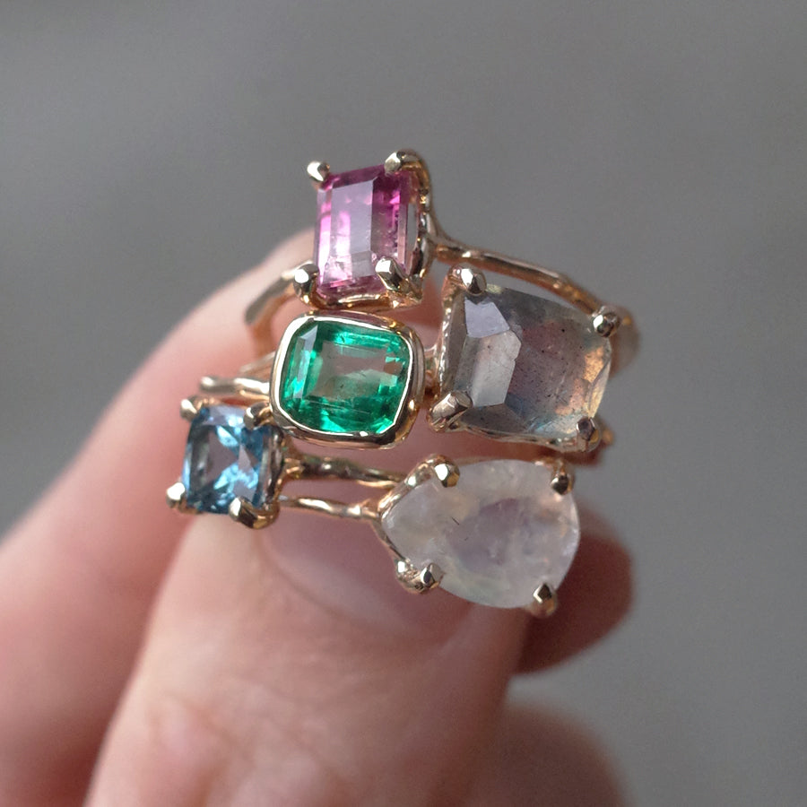 Charm Ring No.1218 / Emerald