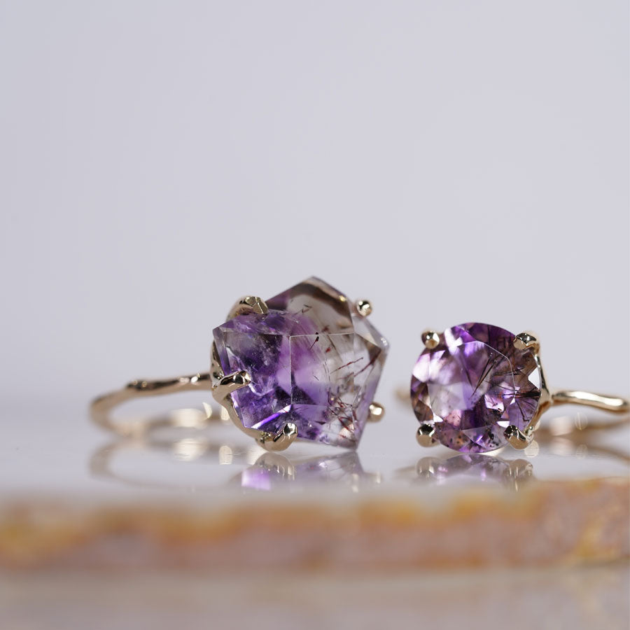 Charm Ring No.1220/ Goethite in Amethyst