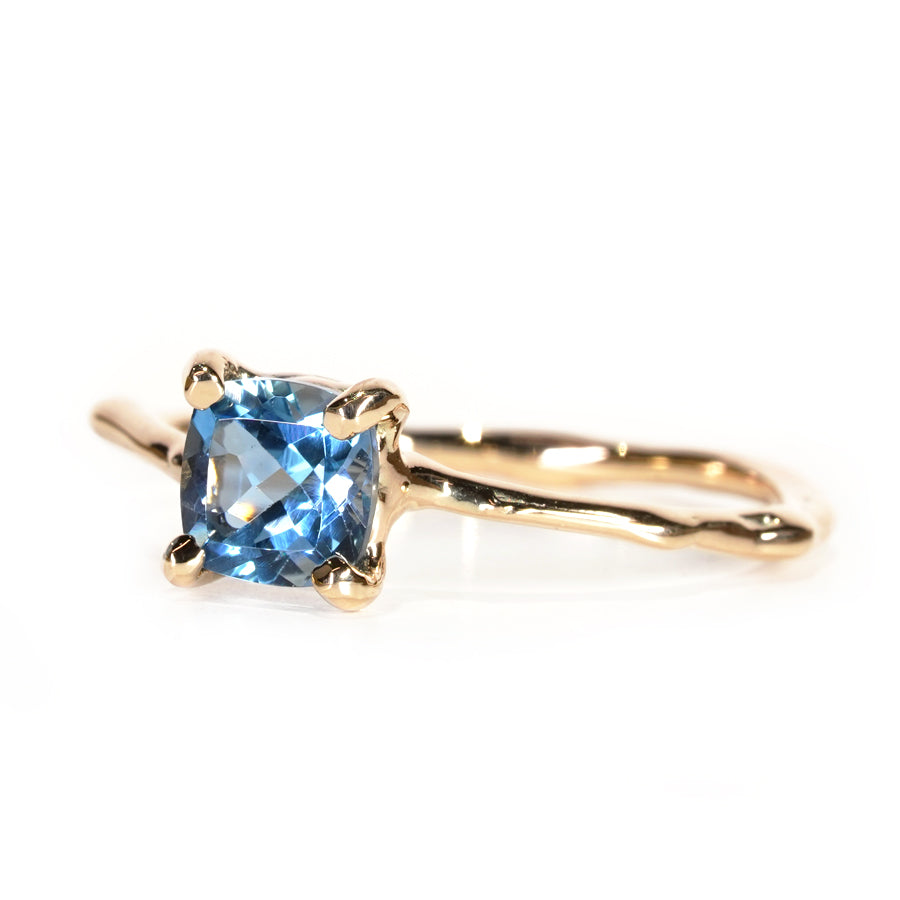 Charm Ring No.1221 / London Blue Topaz