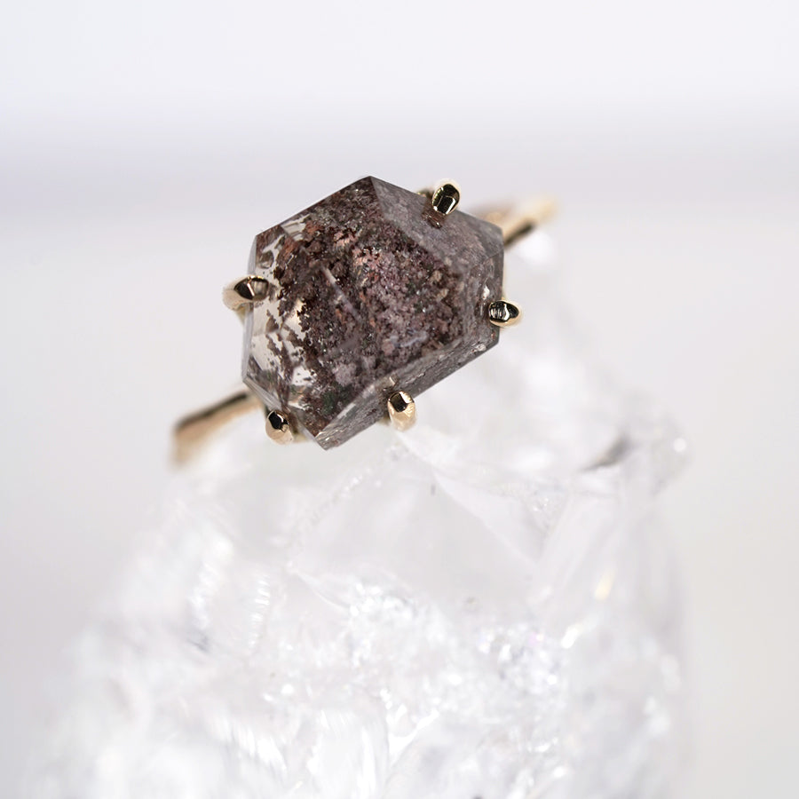 Charm Ring No.1222/ Garden Quartz