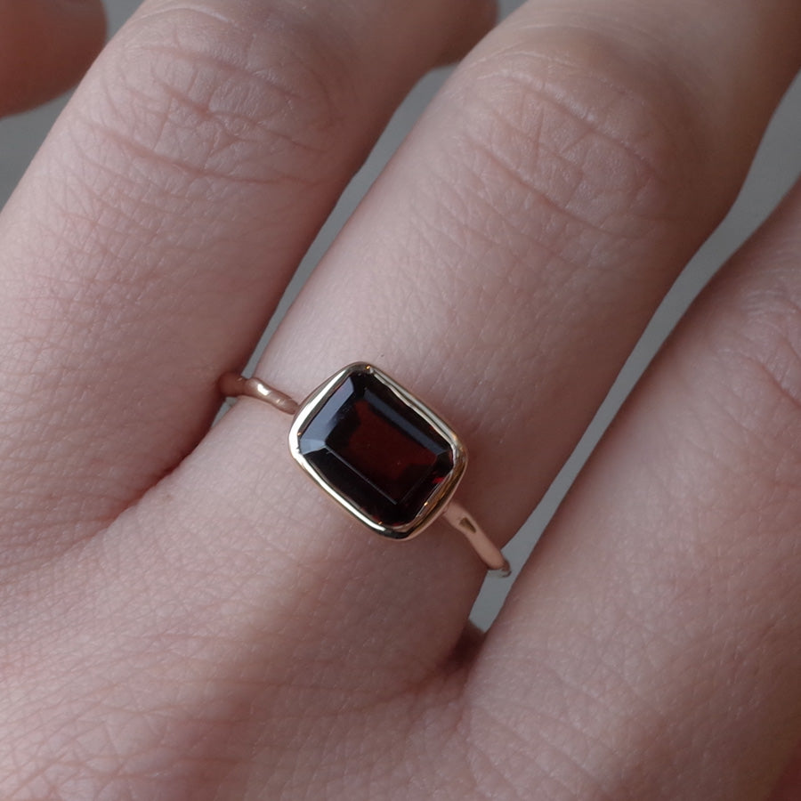 Charm Ring No.1273/ Garnet