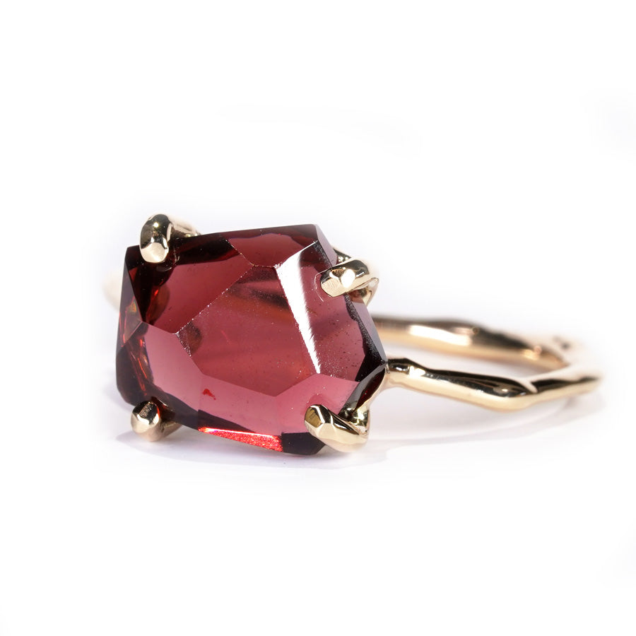 Charm Ring No.1274/ Garnet