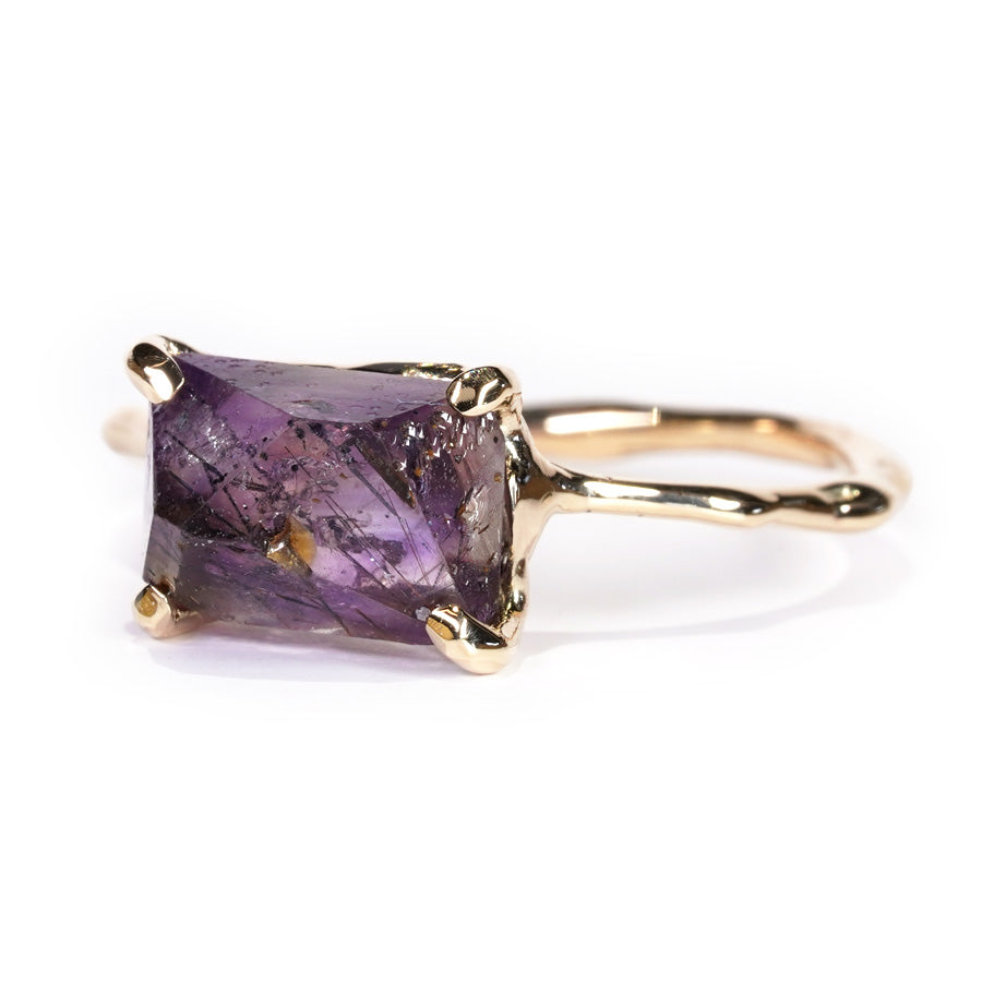 Charm Ring No.1276/ Goethite in Amethyst