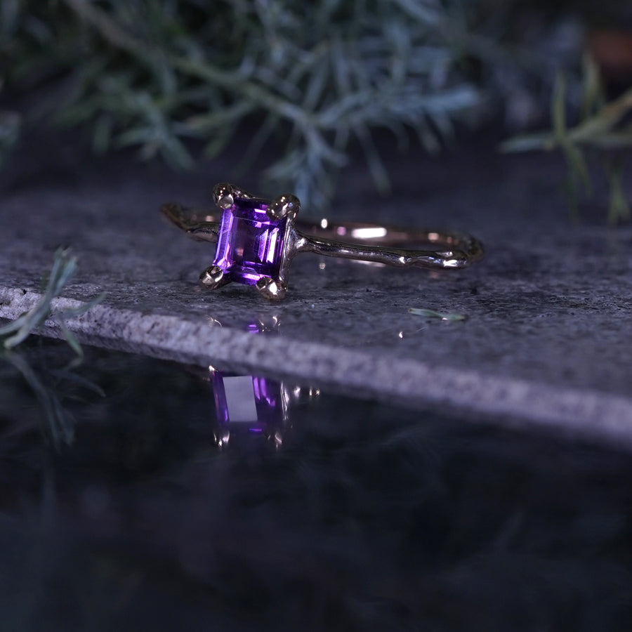 Charm Ring No.1454/ Amethyst
