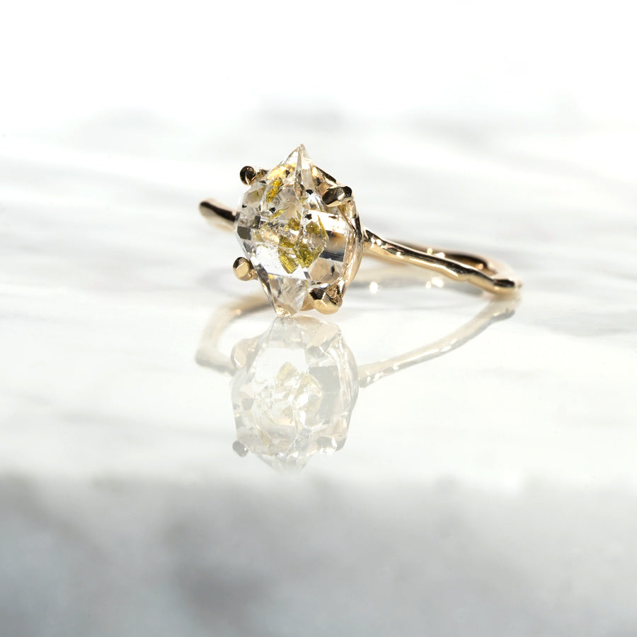 Charm Ring No.1460/ Oil in Herkimer