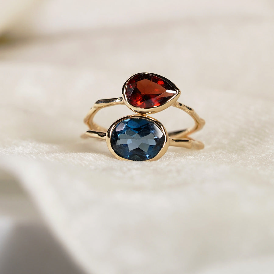 Charm Ring No.1469/ Garnet