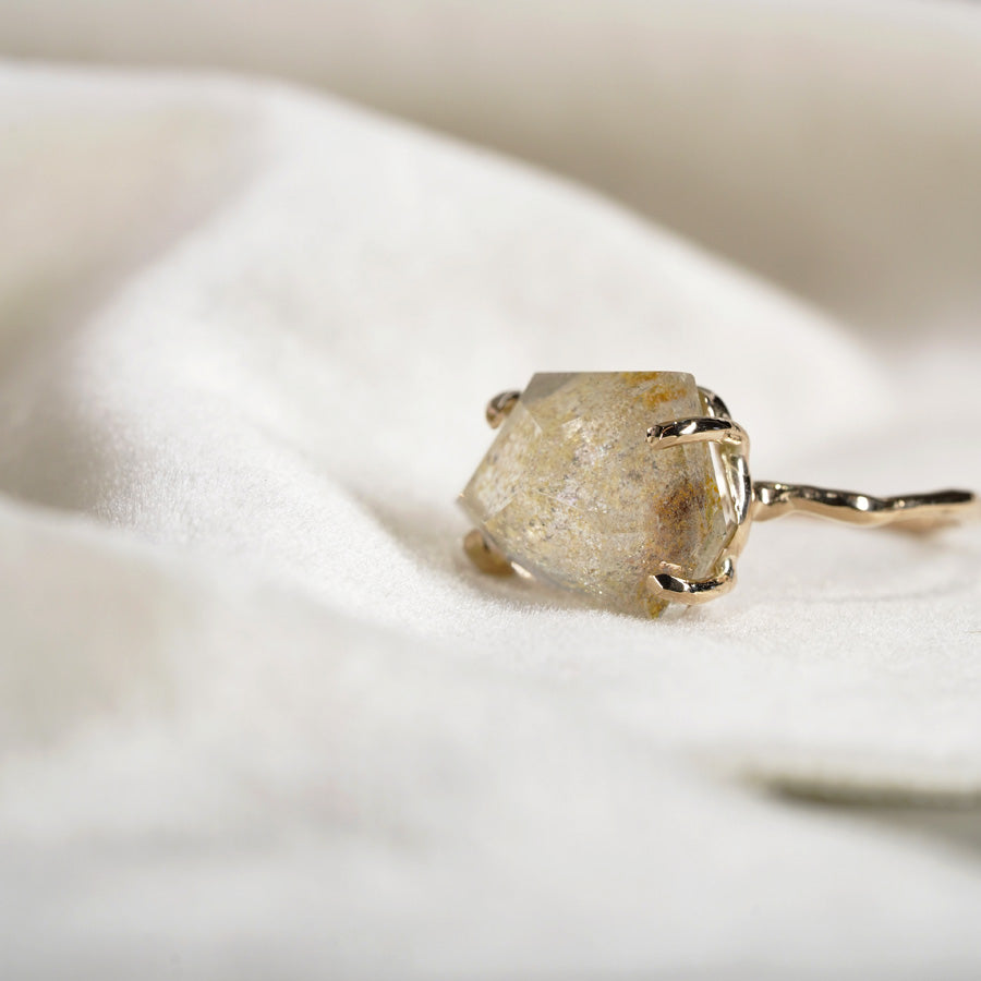 Charm Ring No.1470/ Garden Quartz