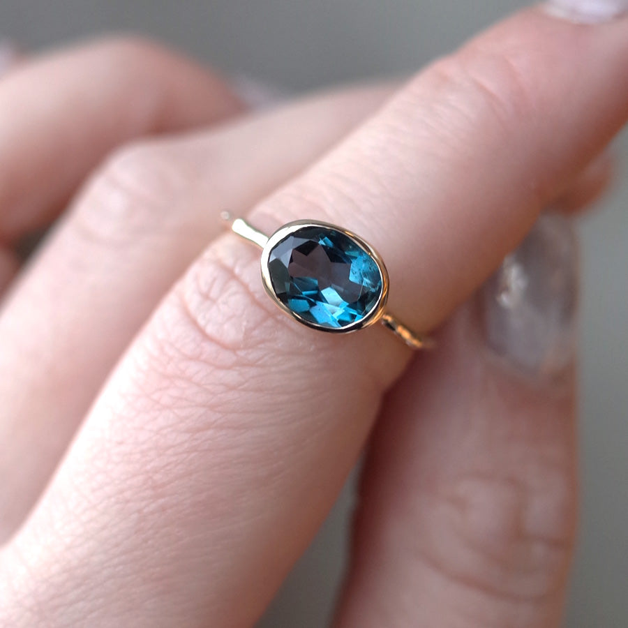 Charm Ring No.1477/ London Blue Topaz