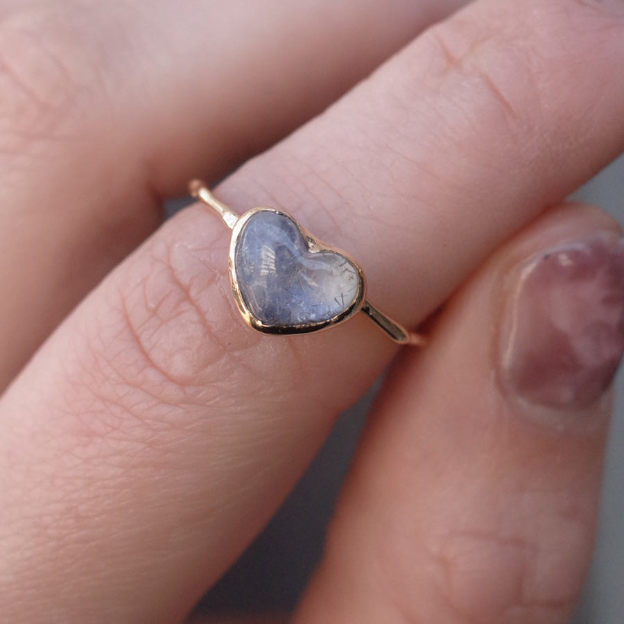 Charm Ring No.1490/ Dumortierite in Quartz