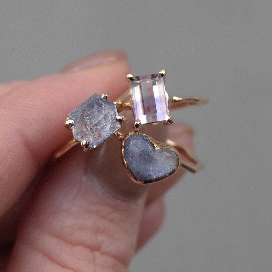 Charm Ring No.1490/ Dumortierite in Quartz