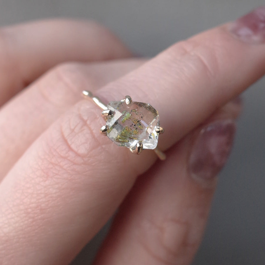 Charm Ring No.1493/ Oil in Quartz