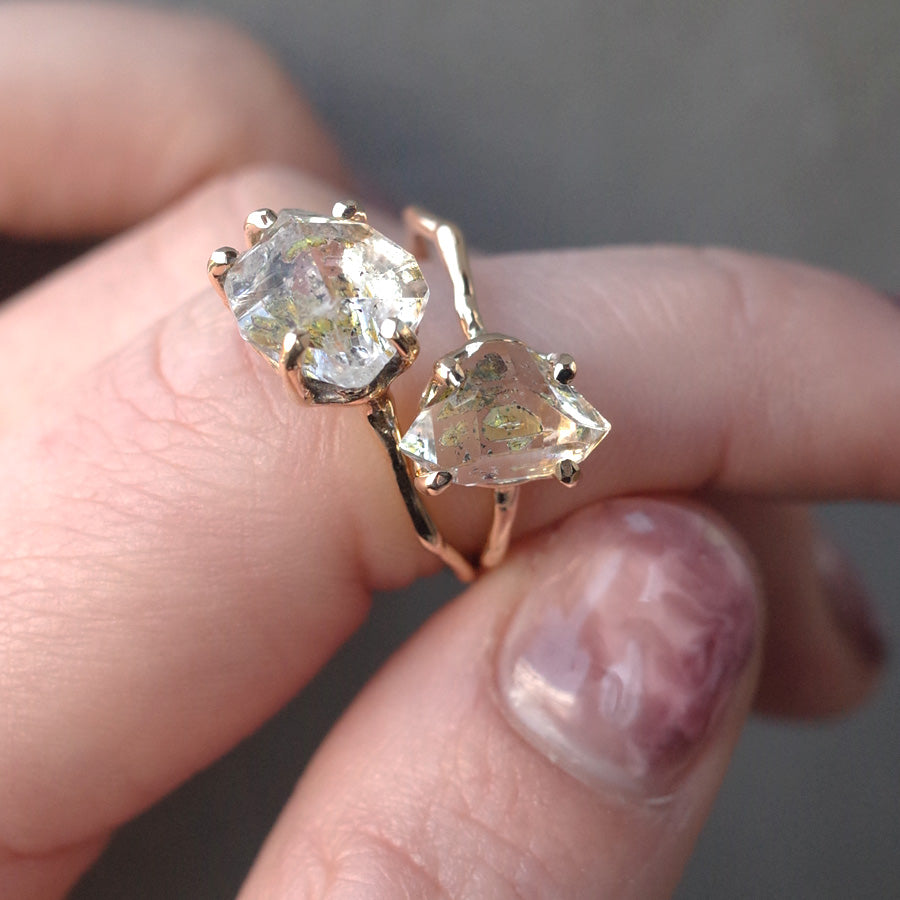 Charm Ring No.1493/ Oil in Quartz