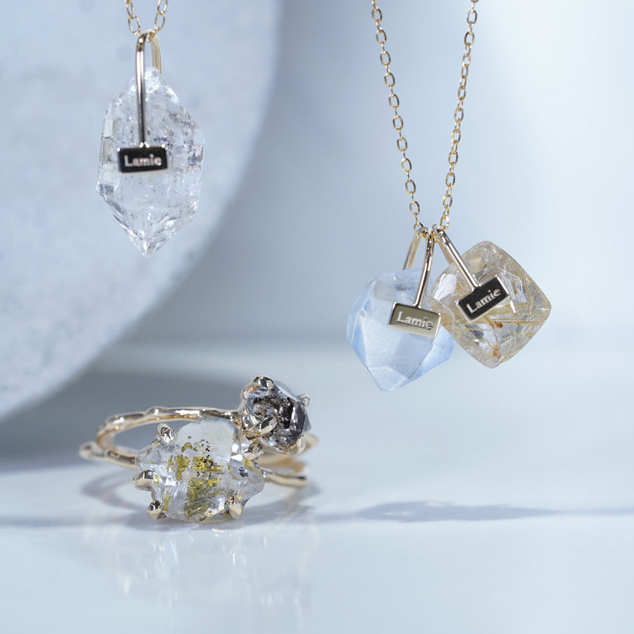 Charm Ring No.1493/ Oil in Quartz