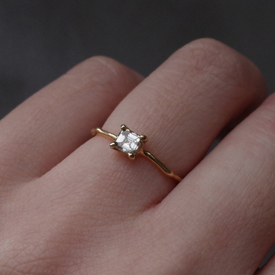 K18 Diamond Ring  №1517