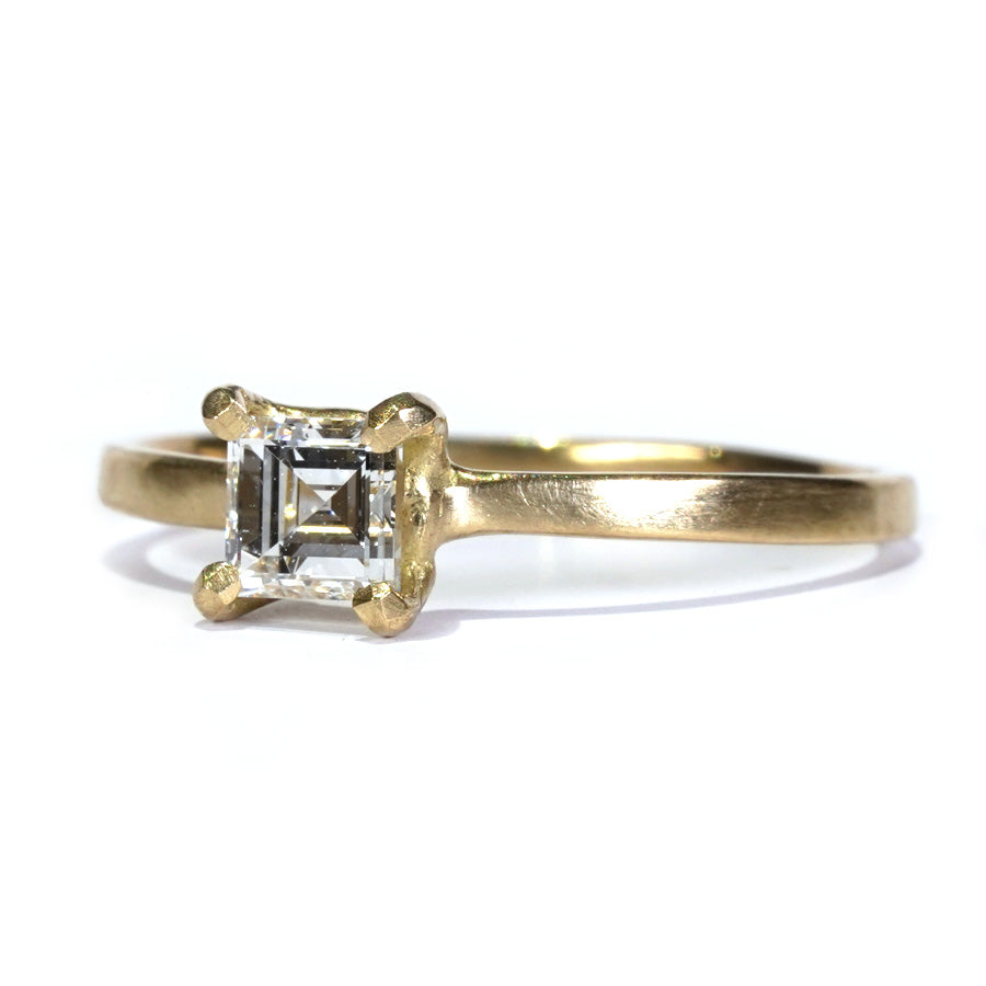 K18 Diamond Ring  №1518