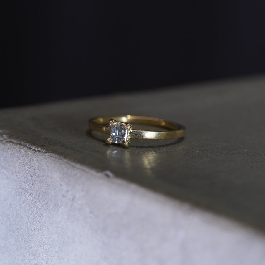 K18 Diamond Ring  №1532