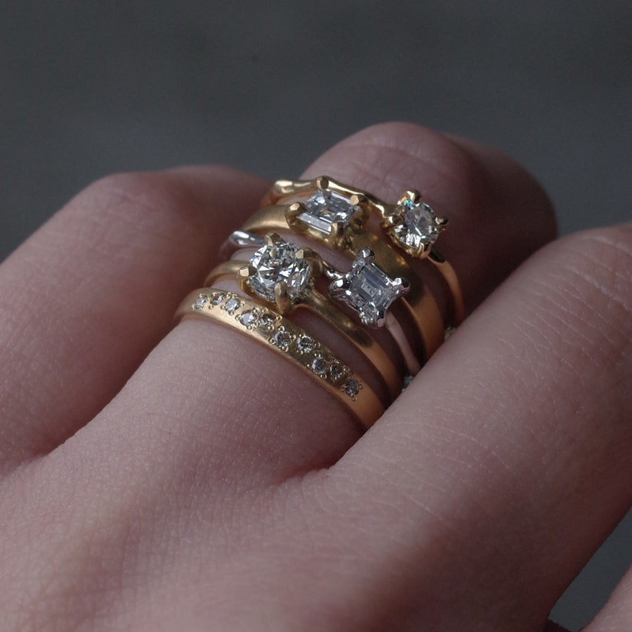 K18 Diamond Ring  №1504