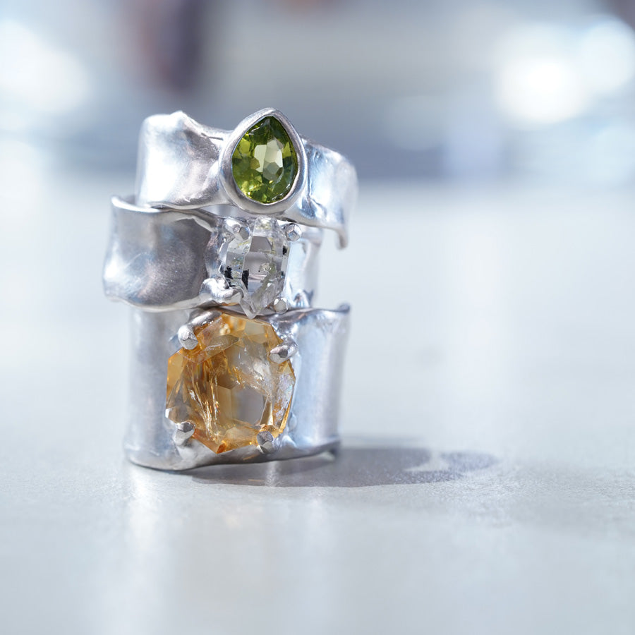 Charm Ring №1091 / Herkimer Diamond