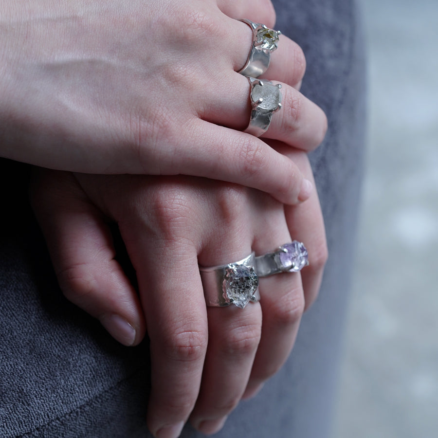 Charm Ring  №1711/ Oil in Quartz