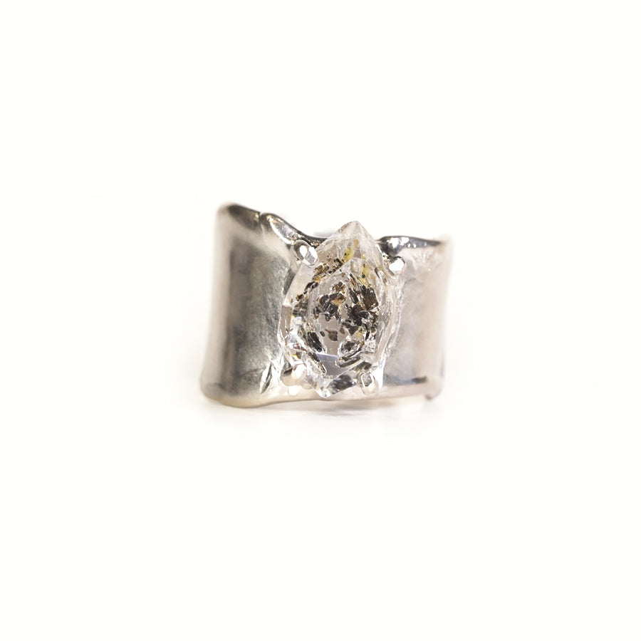Charm Ring  №1711/ Oil in Quartz