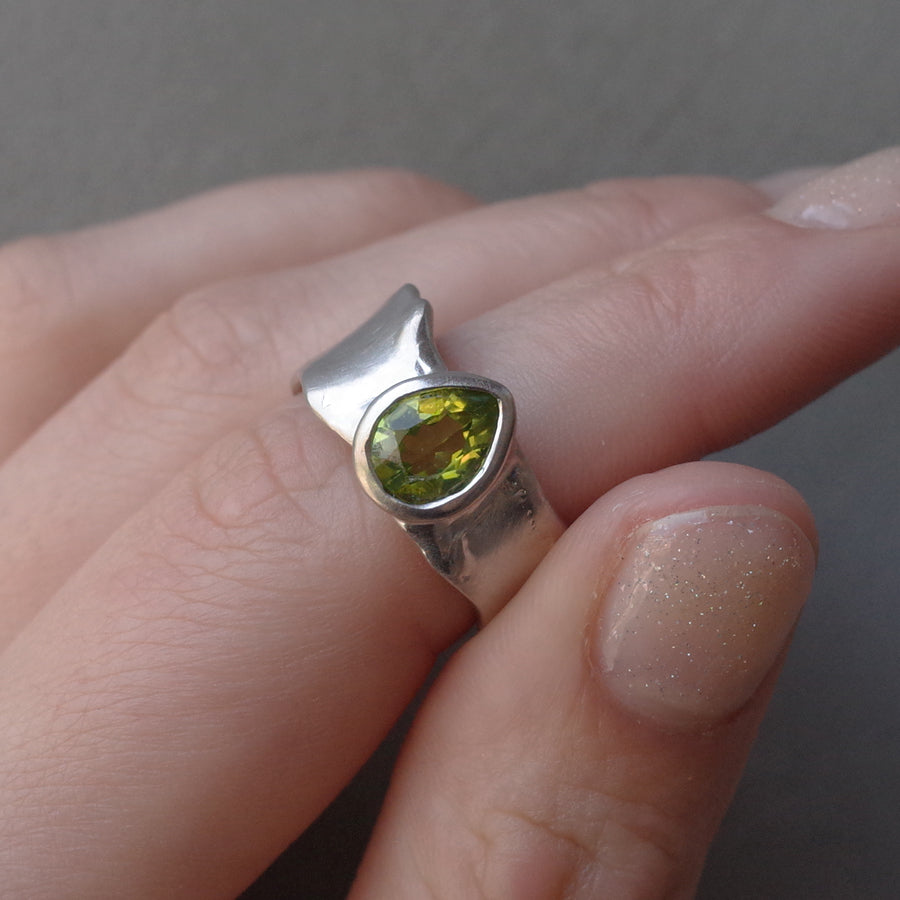 Charm Ring №1091 / Herkimer Diamond
