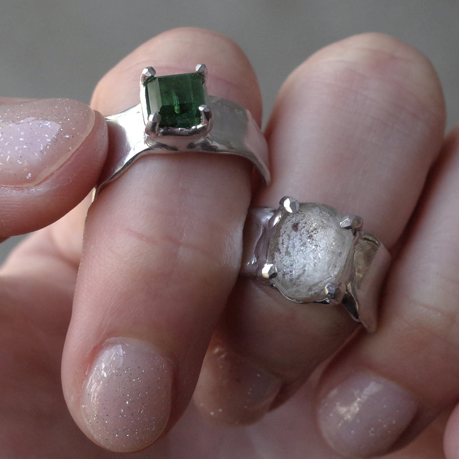 Charm Ring  №1720/ Garden Quartz