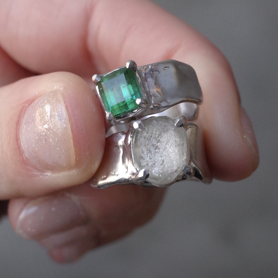 Charm Ring  №1720/ Garden Quartz