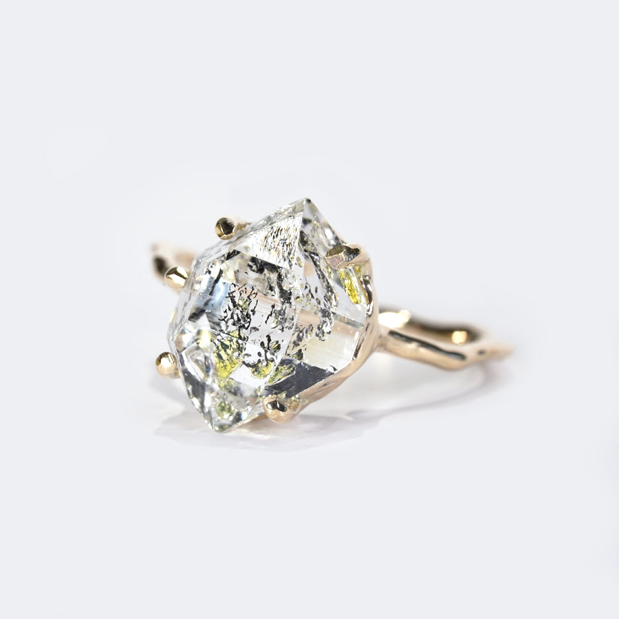 Charm Ring No.1736/ Oil in Quartz