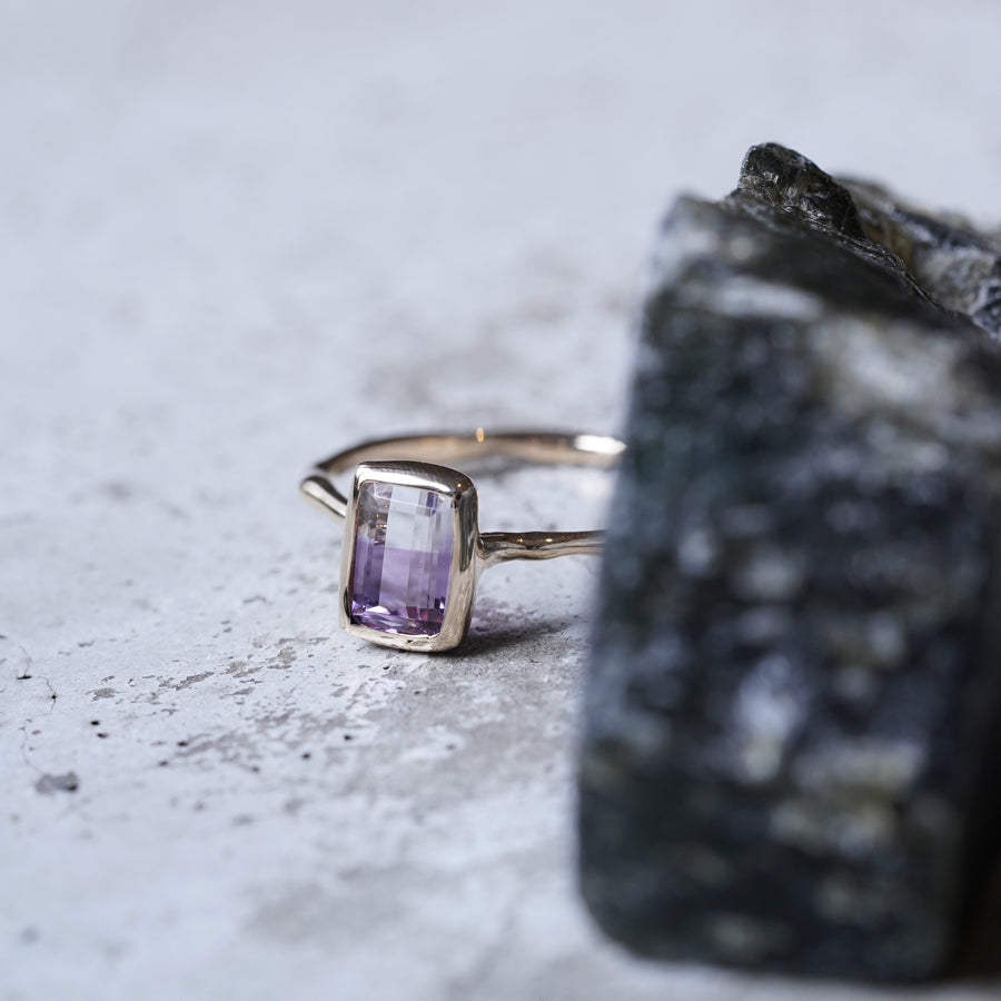Charm Ring No.1754/ Amethyst