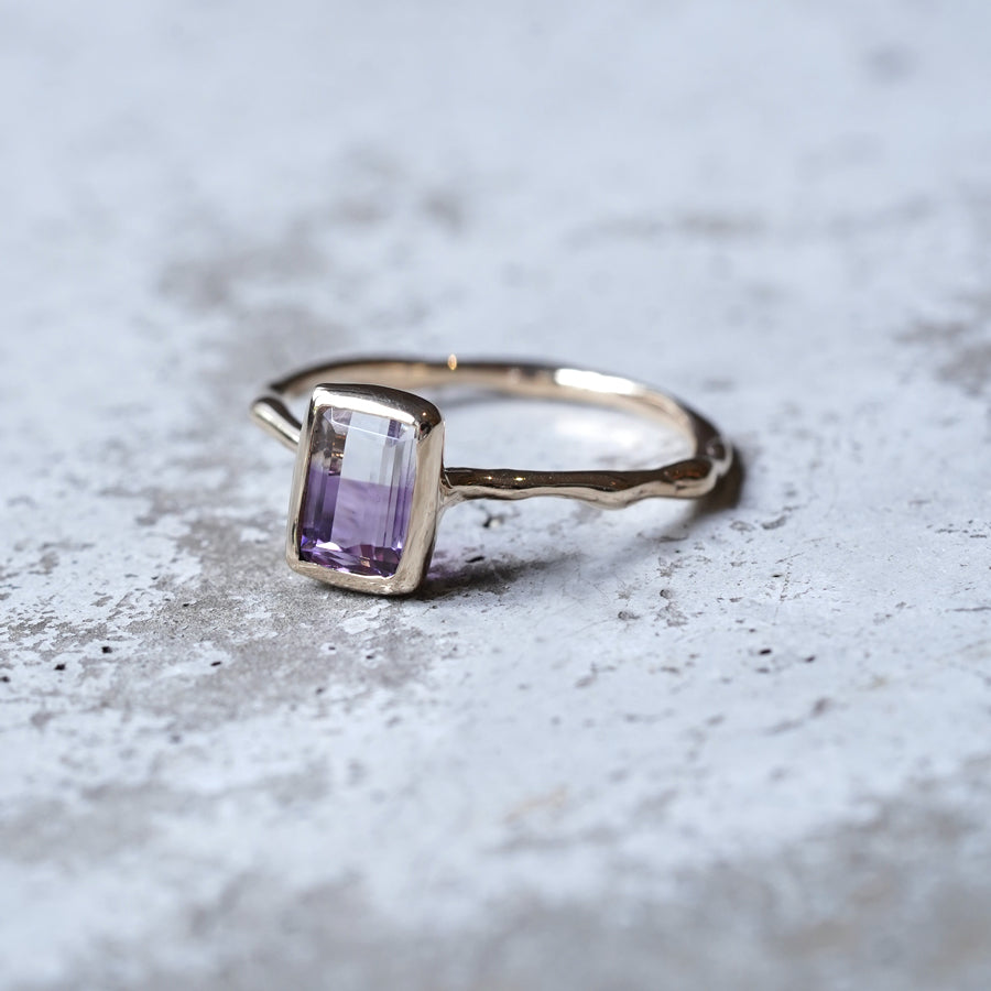 Charm Ring No.1754/ Amethyst