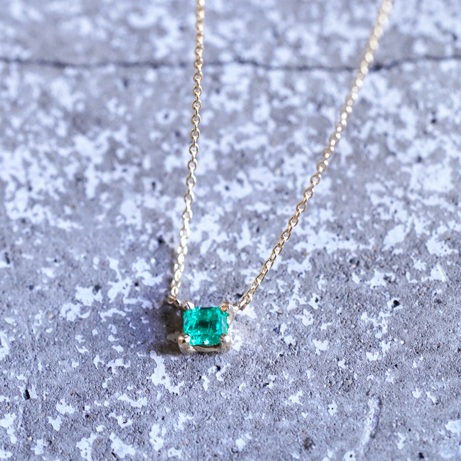 Dew ネックレス / Emerald