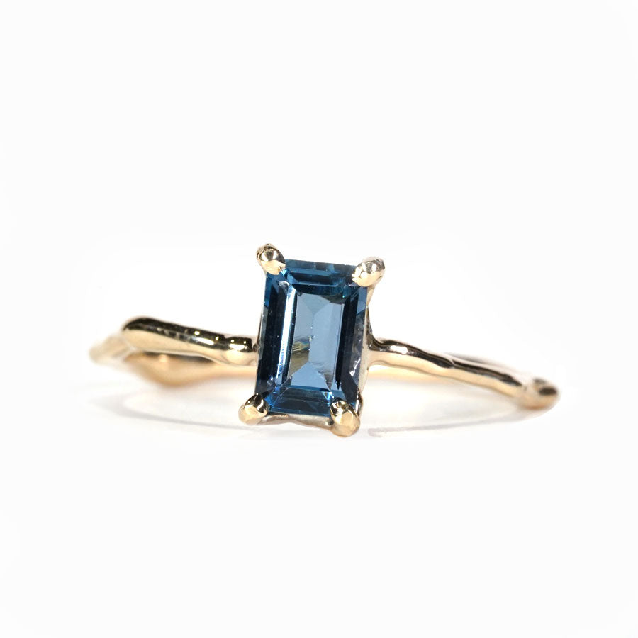 Charm Ring  №884/London Blue Topaz
