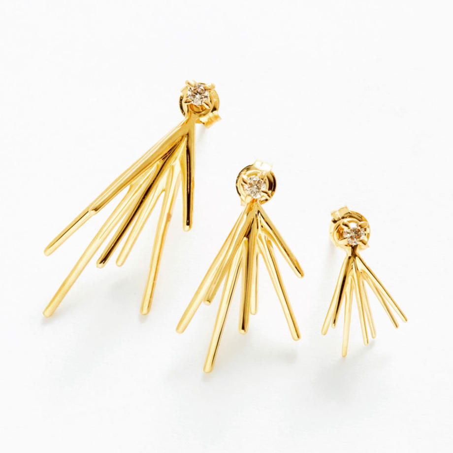 K18 Down Slim (M) Earrings (single)