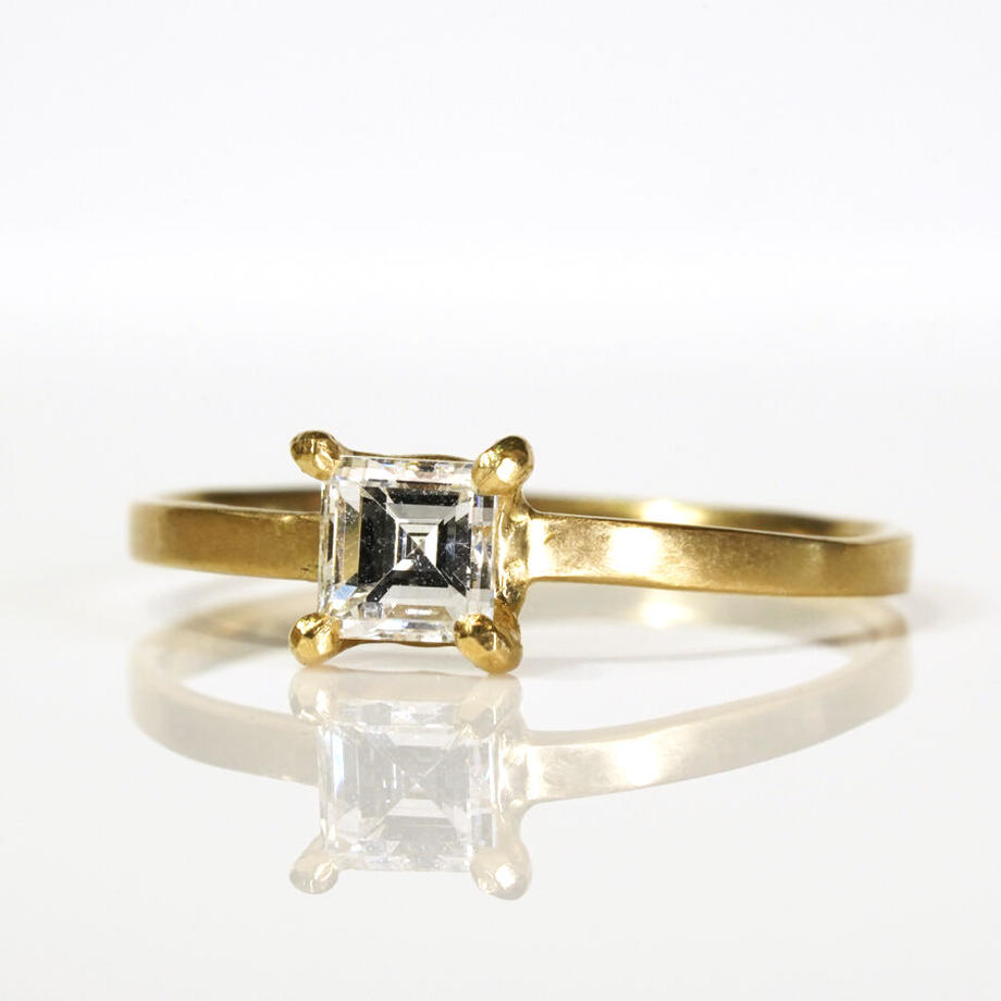 K18 Diamond Ring  №568